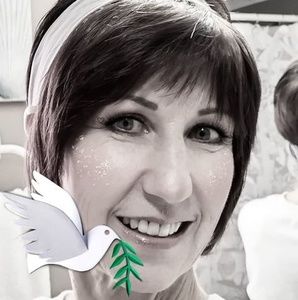 Meet your Posher, Thea